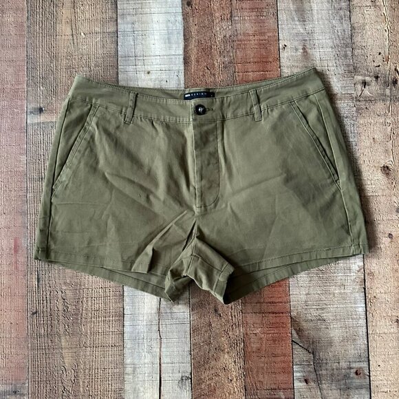 ASOS Design men’s Skinny Chino shorter shorts in khaki W34 - Picture 1 of 8